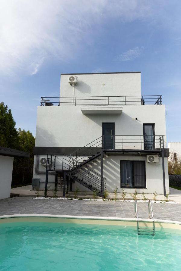 Studio 8 I One Bedroom Apartment I Airport I Therme Otopeni Exterior foto
